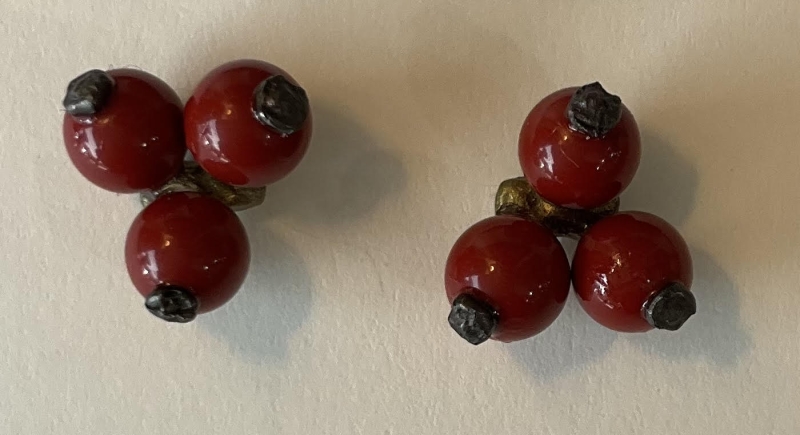 Winterberry Post Earrings